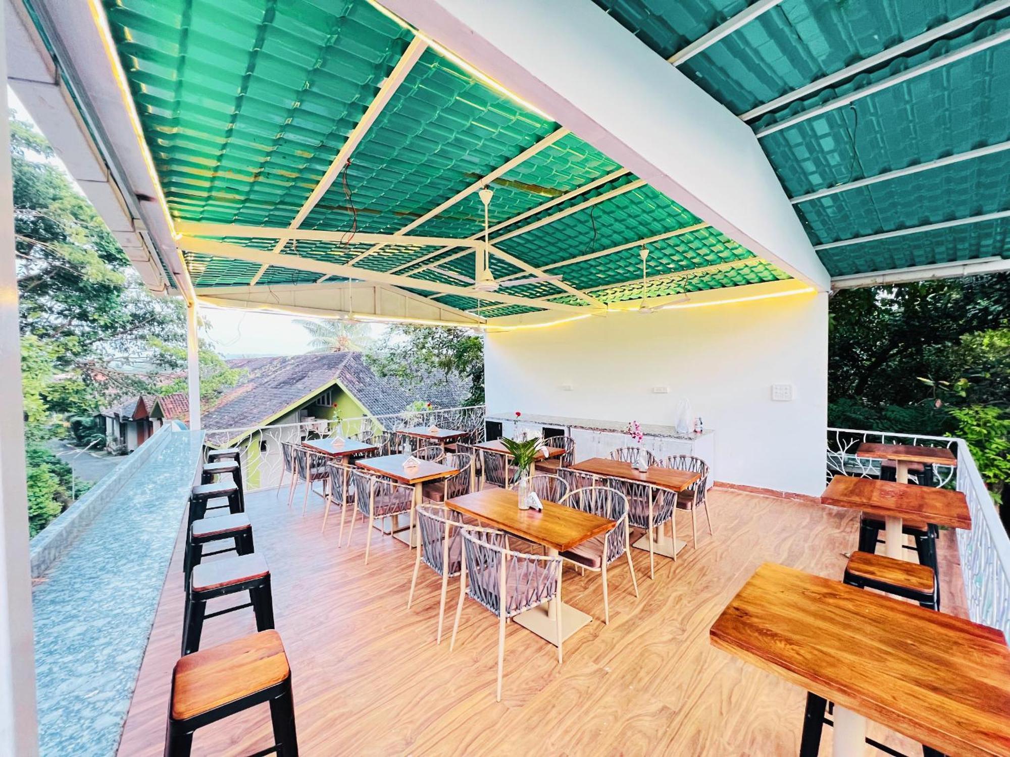 The Mayfield Resort, Vagator Anjuna Exterior foto