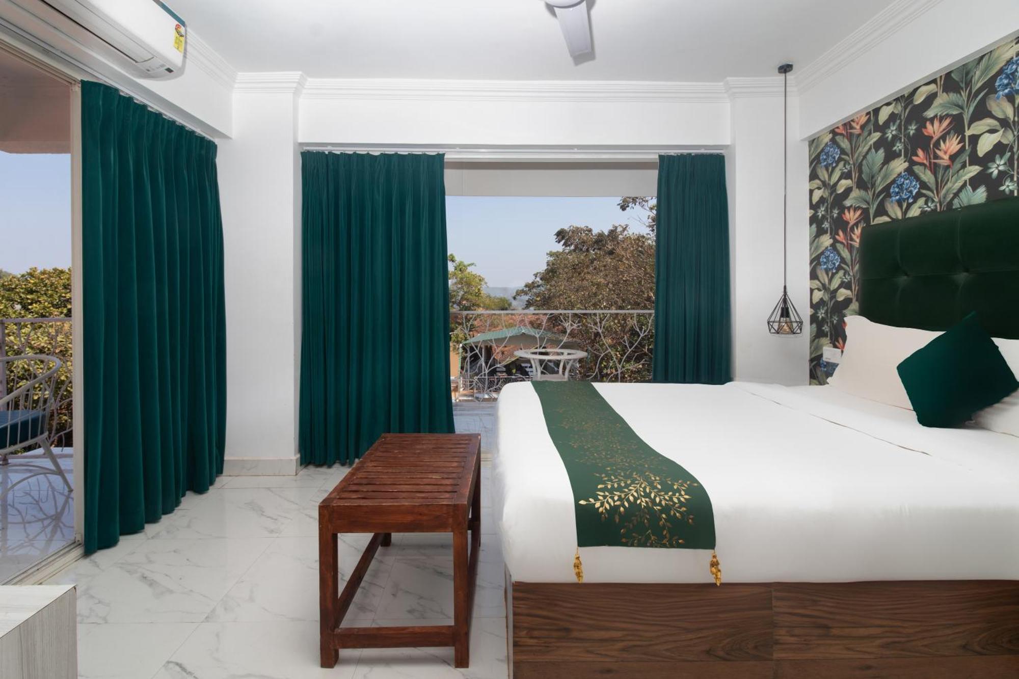 The Mayfield Resort, Vagator Anjuna Exterior foto